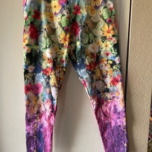 Soft Surroundings floral leggings